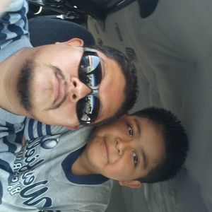 Meet your Posher, Manuel